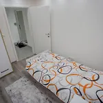 Lux 2 Тузла