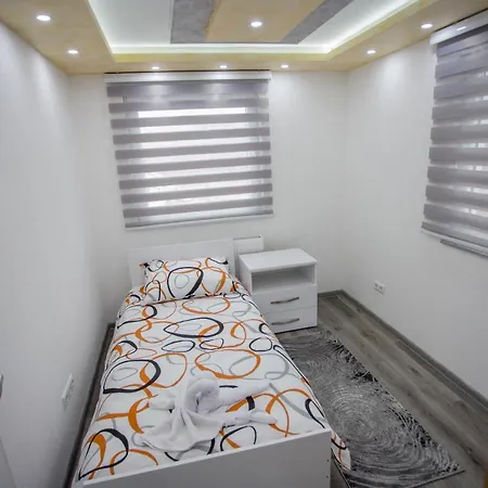 Апартаменты Lux 2 Тузла